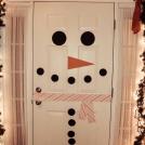 20 идей креативного оформления дверей на Новый Год и Рождество