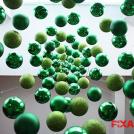 Фото Вид на елку из шаров снизу из раздела /