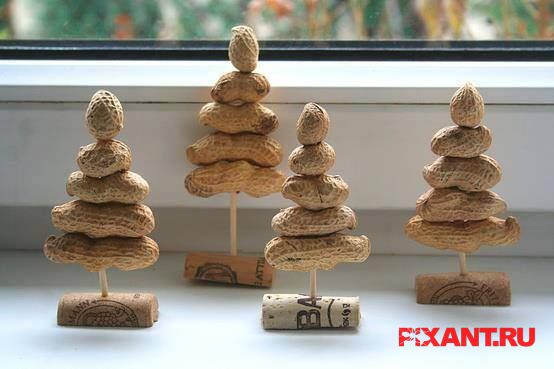 Арахисовые елки