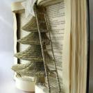 Елка из ненужной книги