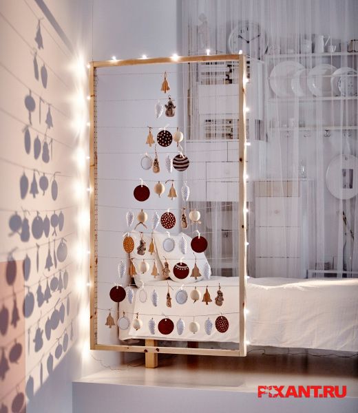 Креативная елка на новый год из висюлек