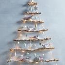 Новогодняя елка из веток