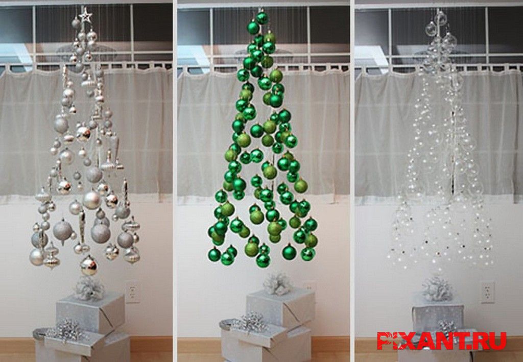 Парящая елка из шаров или елочных игрушек